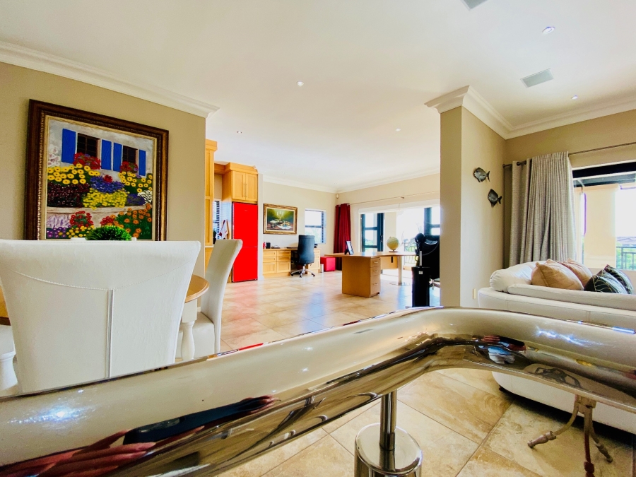 3 Bedroom Property for Sale in Country Club Western Cape